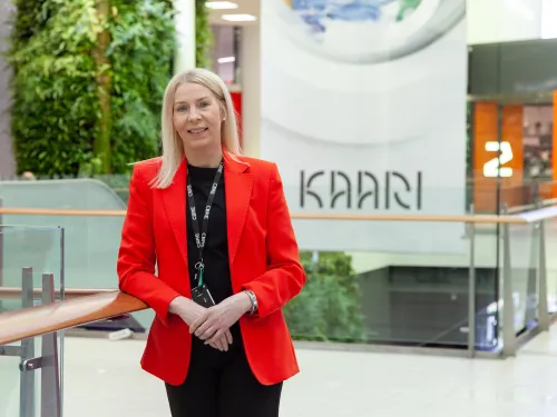 Virpi Tuupanen, Kaaren kauppakeskusjohtaja 
